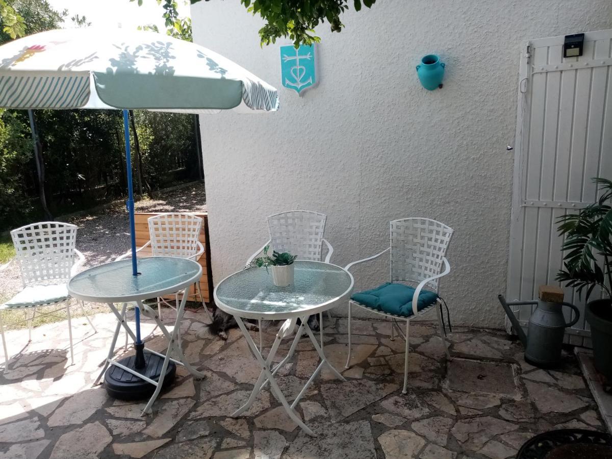 Le Flamant Rose Bed & Breakfast Salin-de-Giraud Dış mekan fotoğraf