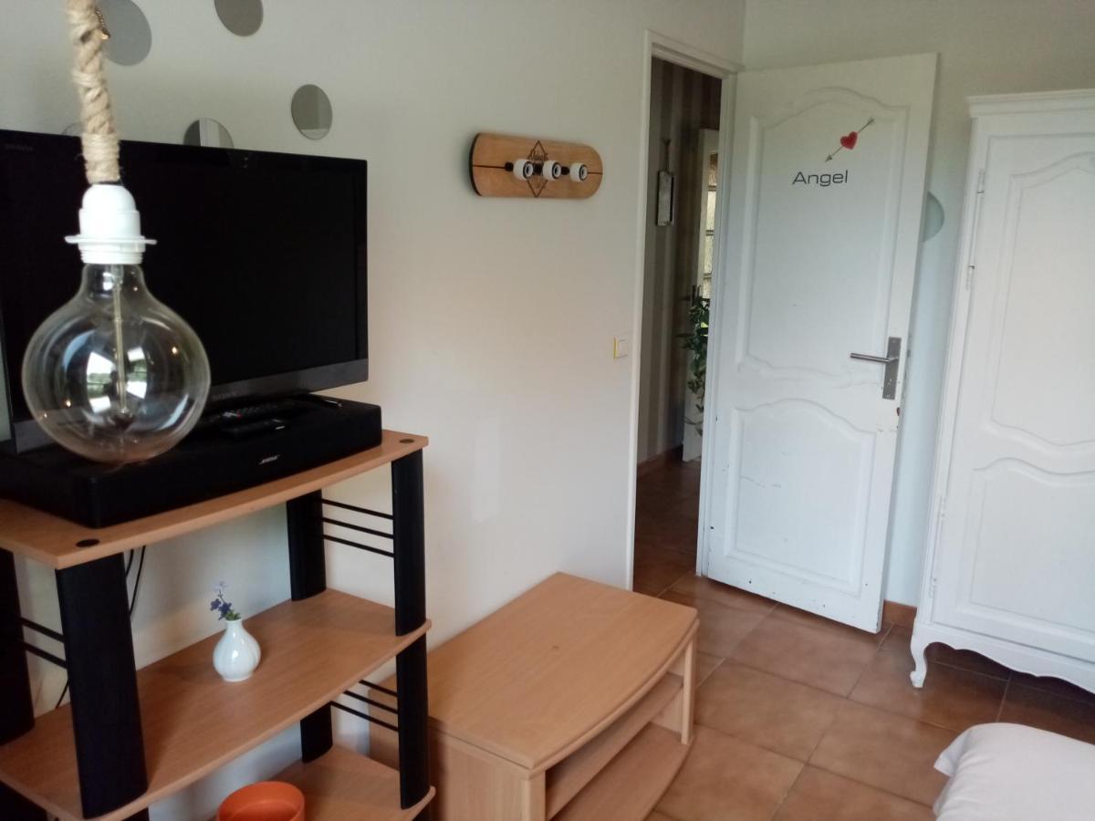 Le Flamant Rose Bed & Breakfast Salin-de-Giraud Dış mekan fotoğraf